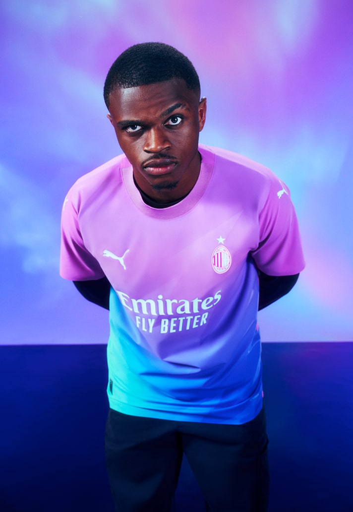 Terza maglia del Milan 2023-2024: il viola dell'inclusione firmato Puma