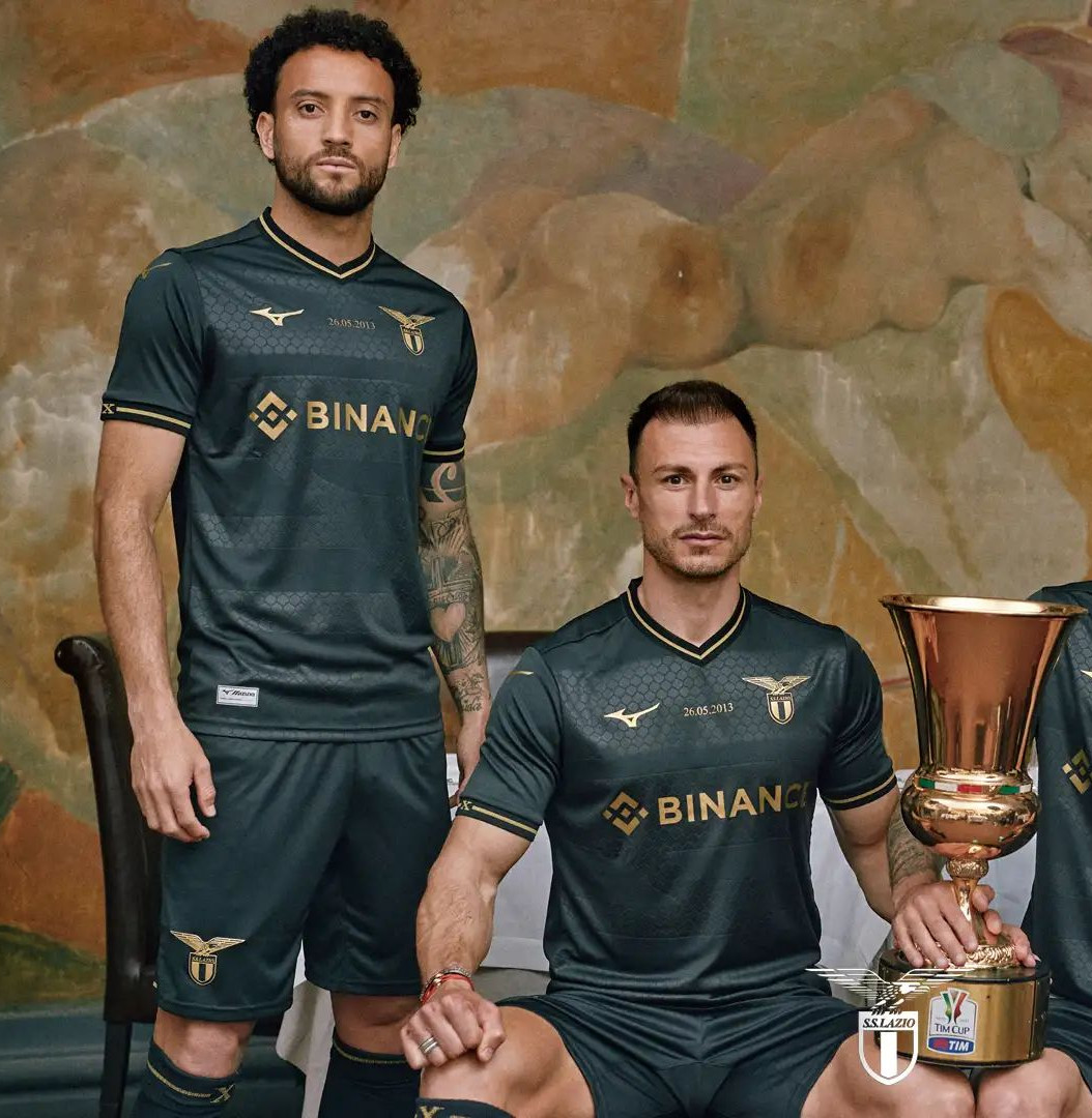 La Lazio celebra i dieci anni dalla Coppa Italia con una maglia speciale