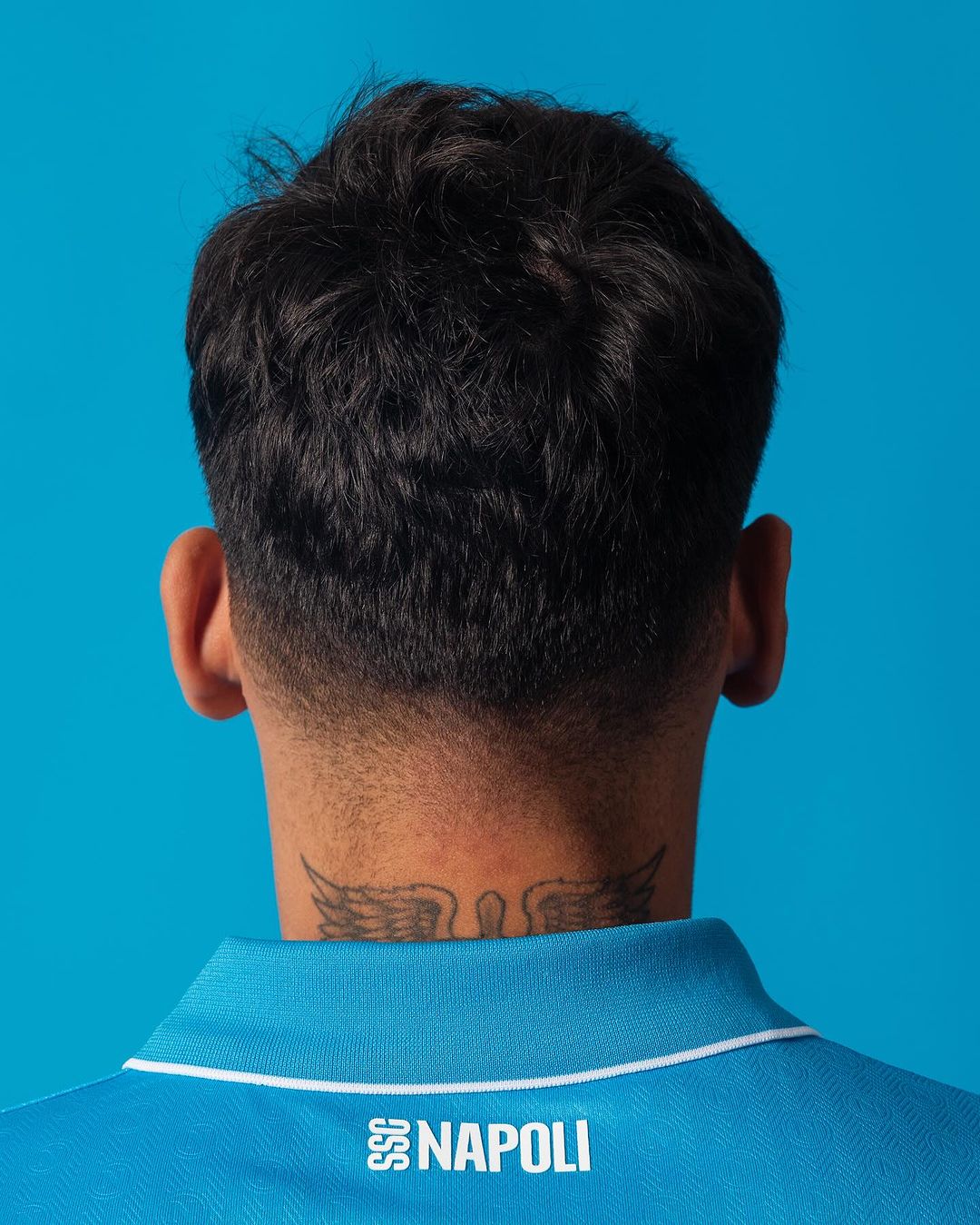 Maglie del Napoli 2024-2025: il nuovo stemma e l'omaggio ai samurai