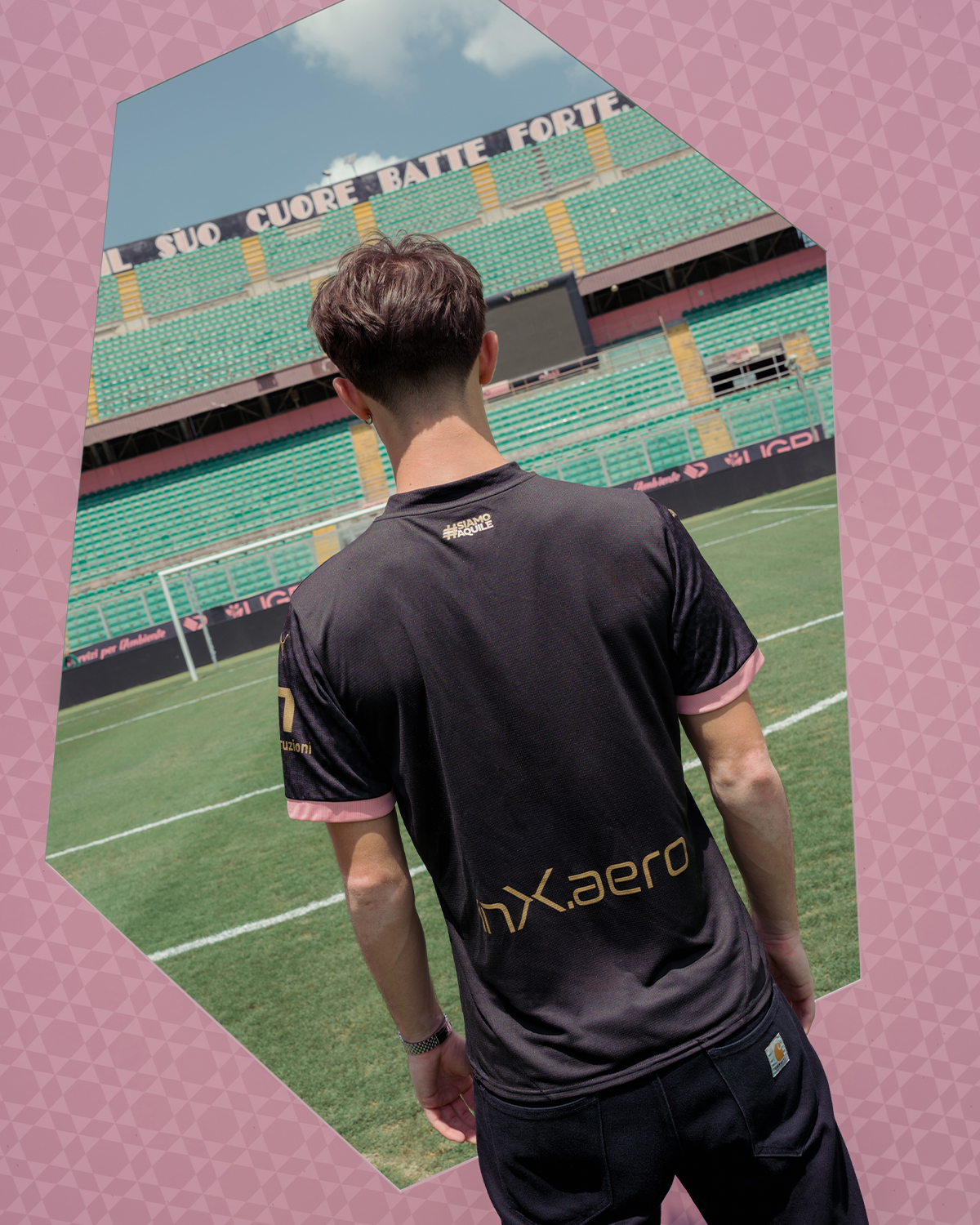 Maglie del Palermo 2024-2025: Puma tra rosanero, oro e Mediterraneo