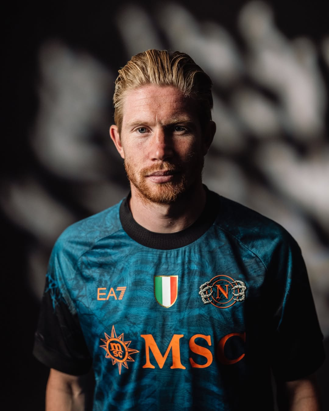 Maglia di Halloween del SSC Napoli 2025-2026 con lo scheletro sul petto
