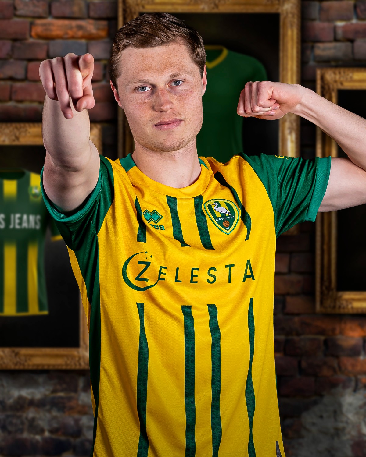 Maglia home ADO Den Haag 2026-2027 omaggio all'inno del club