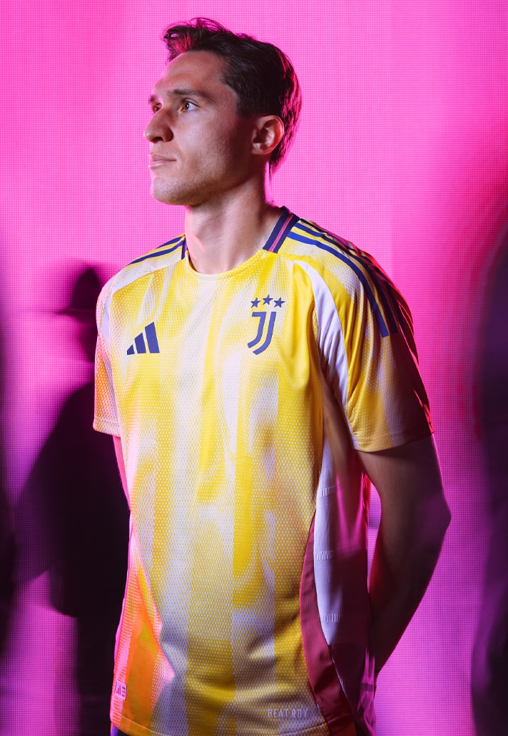 Maglia away della Juventus 2024-2025: le galassie inesplorate di adidas