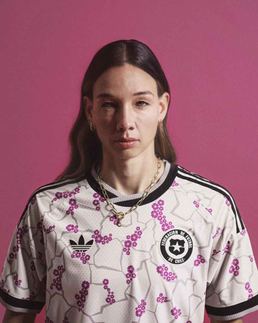 Le maglie del Cile 2026-2027 ispirate a un uccello e a un fenomeno naturale
