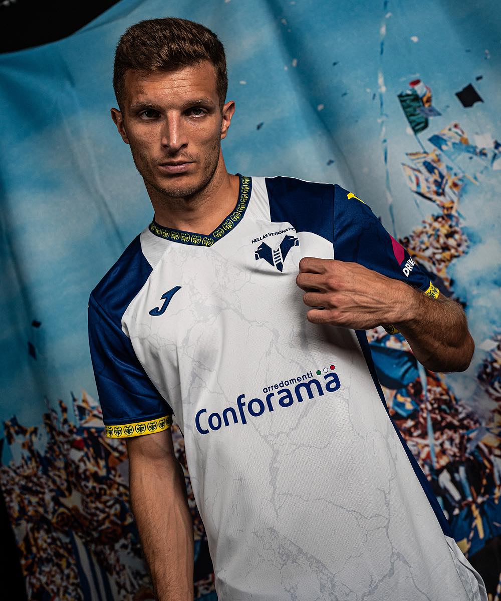 Maglie dell’Hellas Verona 2024-2025: Joma celebra i 40 anni dallo scudetto