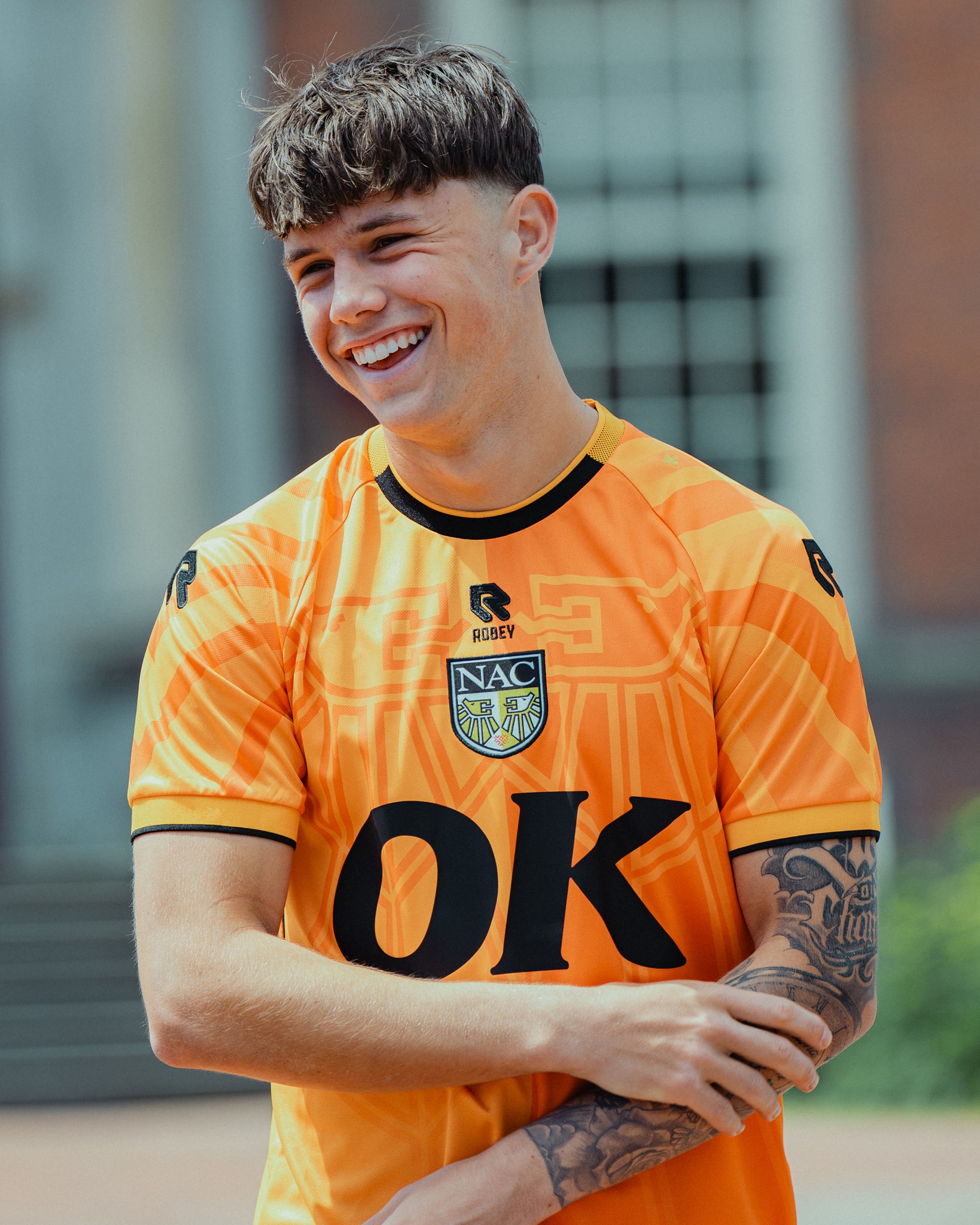 Terza maglia NAC Breda 2026-2027 omaggio al Rat Verlegh Stadion