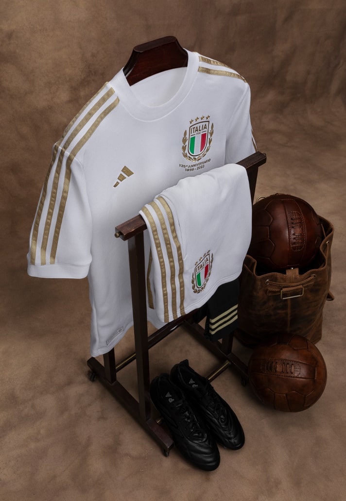 Maglia dell'Italia per i 125 anni della federazione: il bianco del 1910