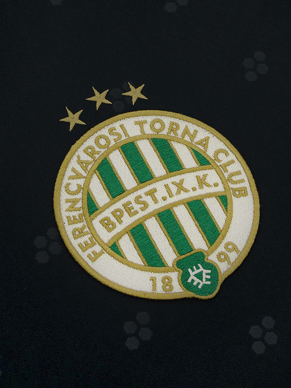 Maglia away del Ferencváros 2026-2027: omaggio al tetto del museo