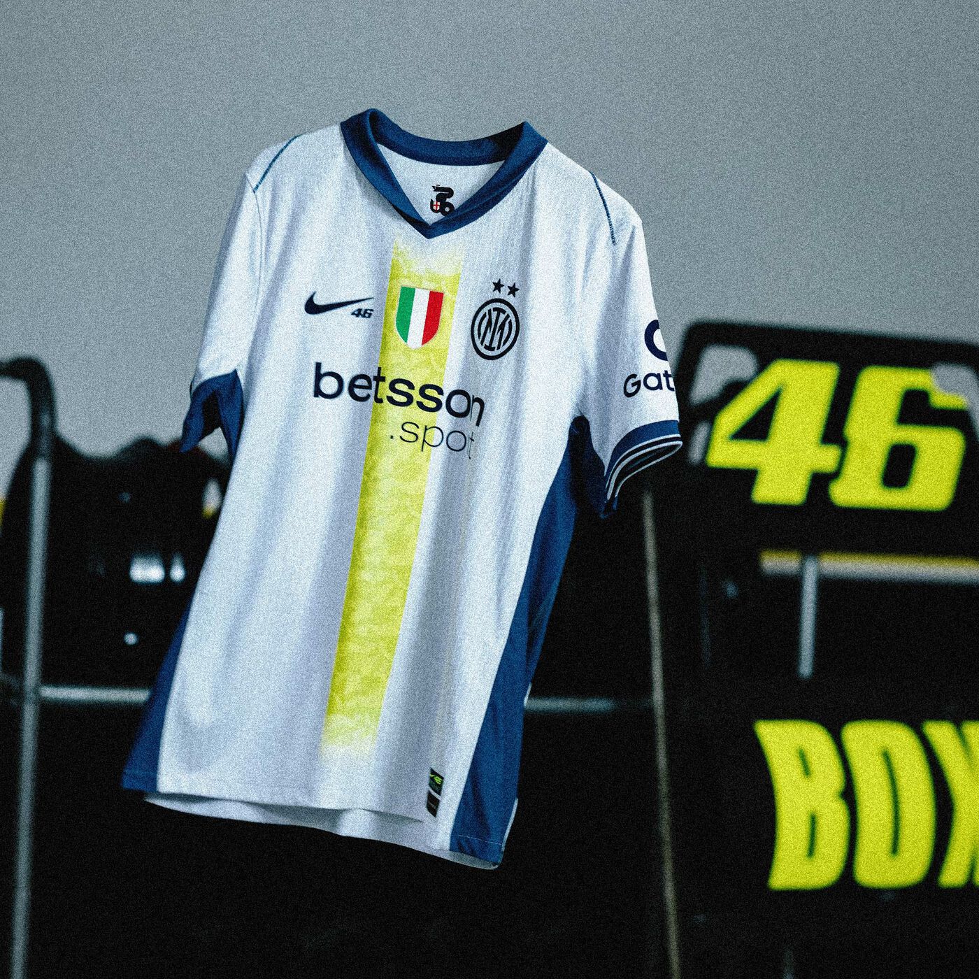 Inter e Nike lanciano la maglia dedicata a Valentino Rossi