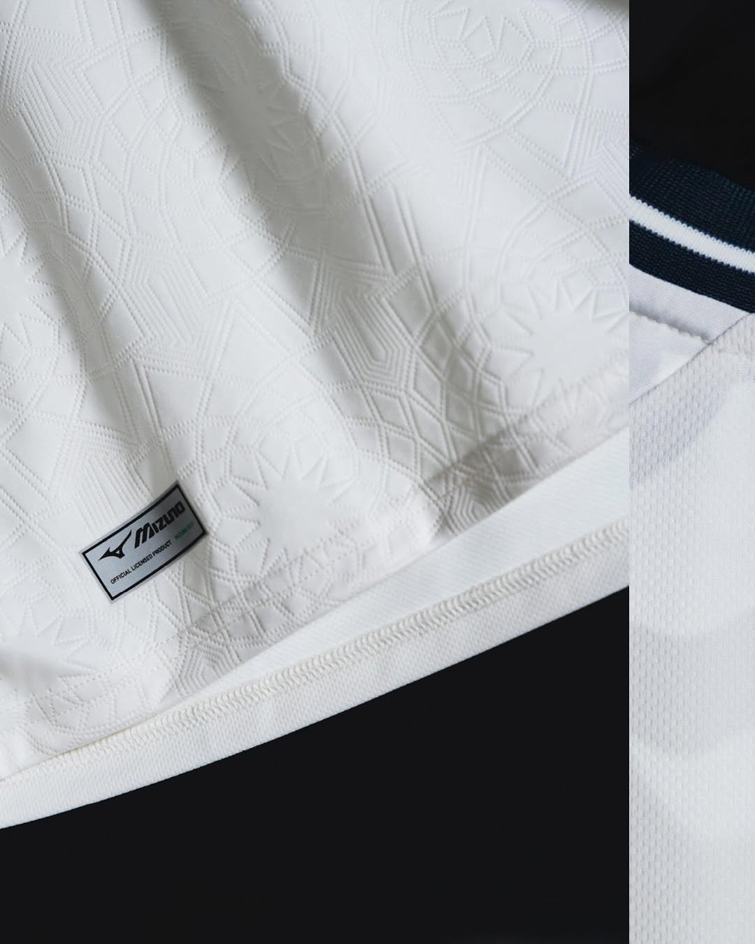Maglie della SS Lazio 2025-2026 con la stampa all-over del Campidoglio