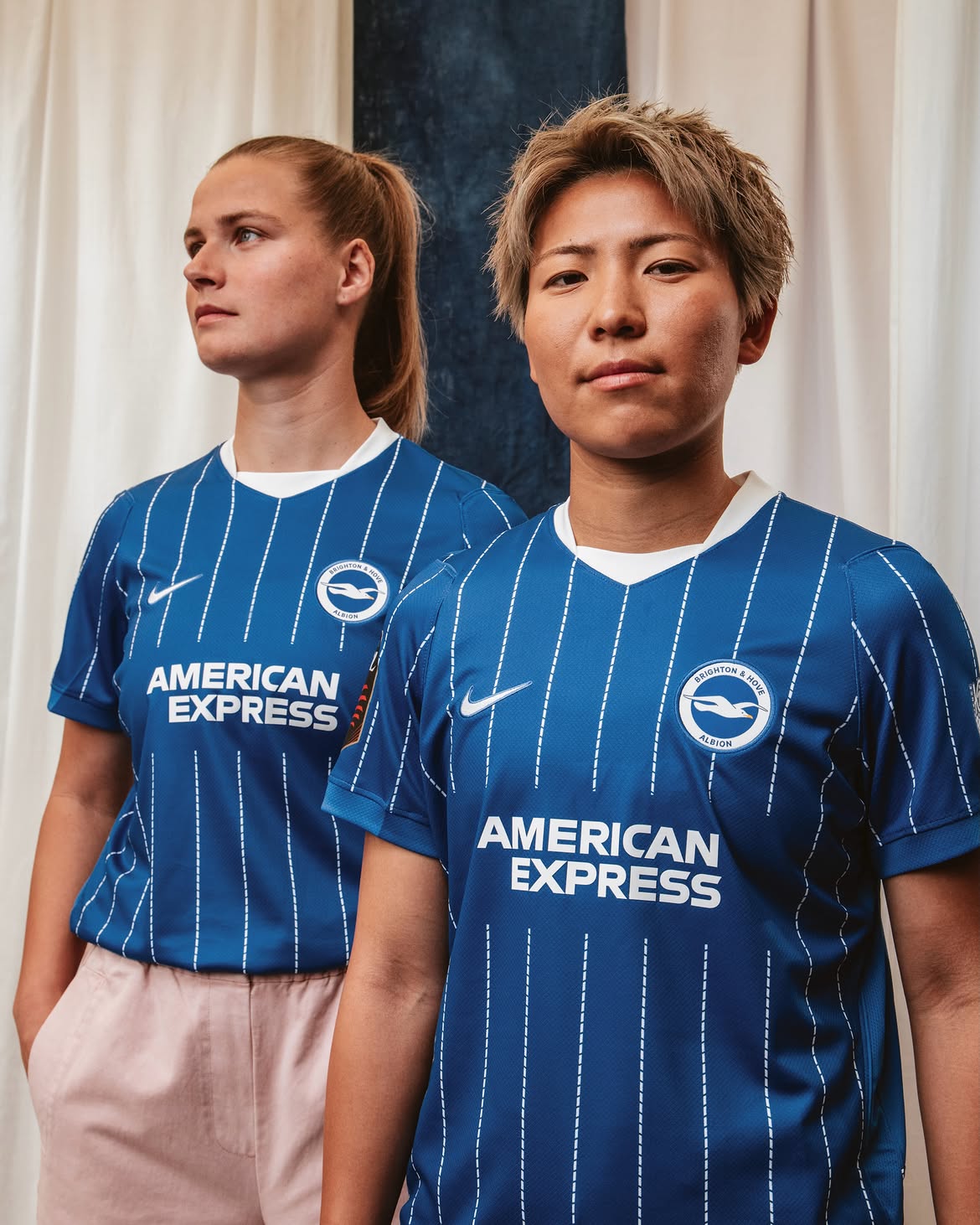 Maglie Brighton & Hove Albion 2026-2027 ispirate alle maglie del 1983