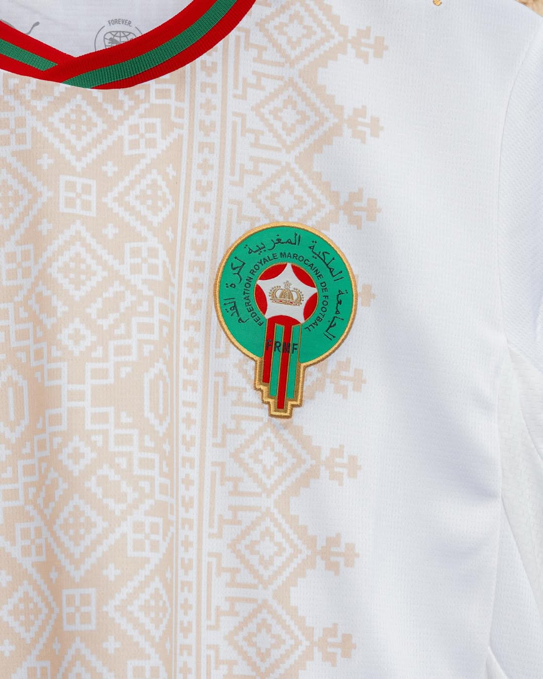 La maglia away del Marocco per i Mondiali 2026 è ispirata ai tessuti amazigh