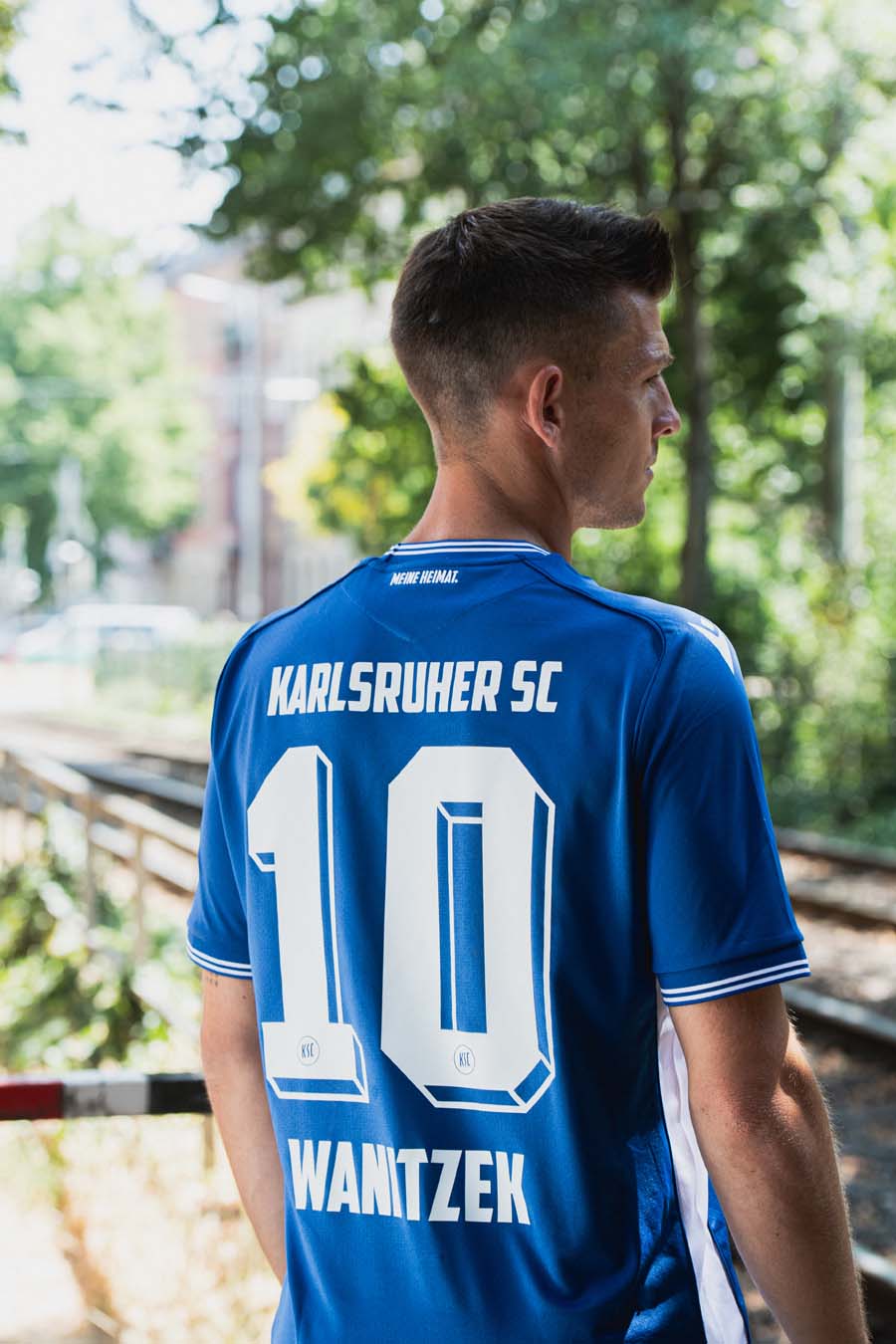 Maglie del Karlsruher SC 2026-2027 firmate Macron