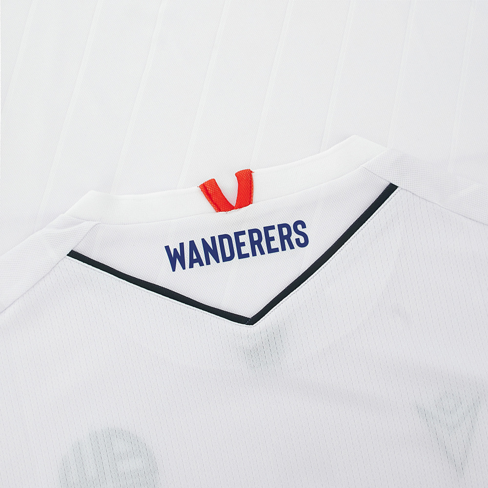 Maglia home Bolton Wanderers 2026-2027 ispirata alla maglia del 2006