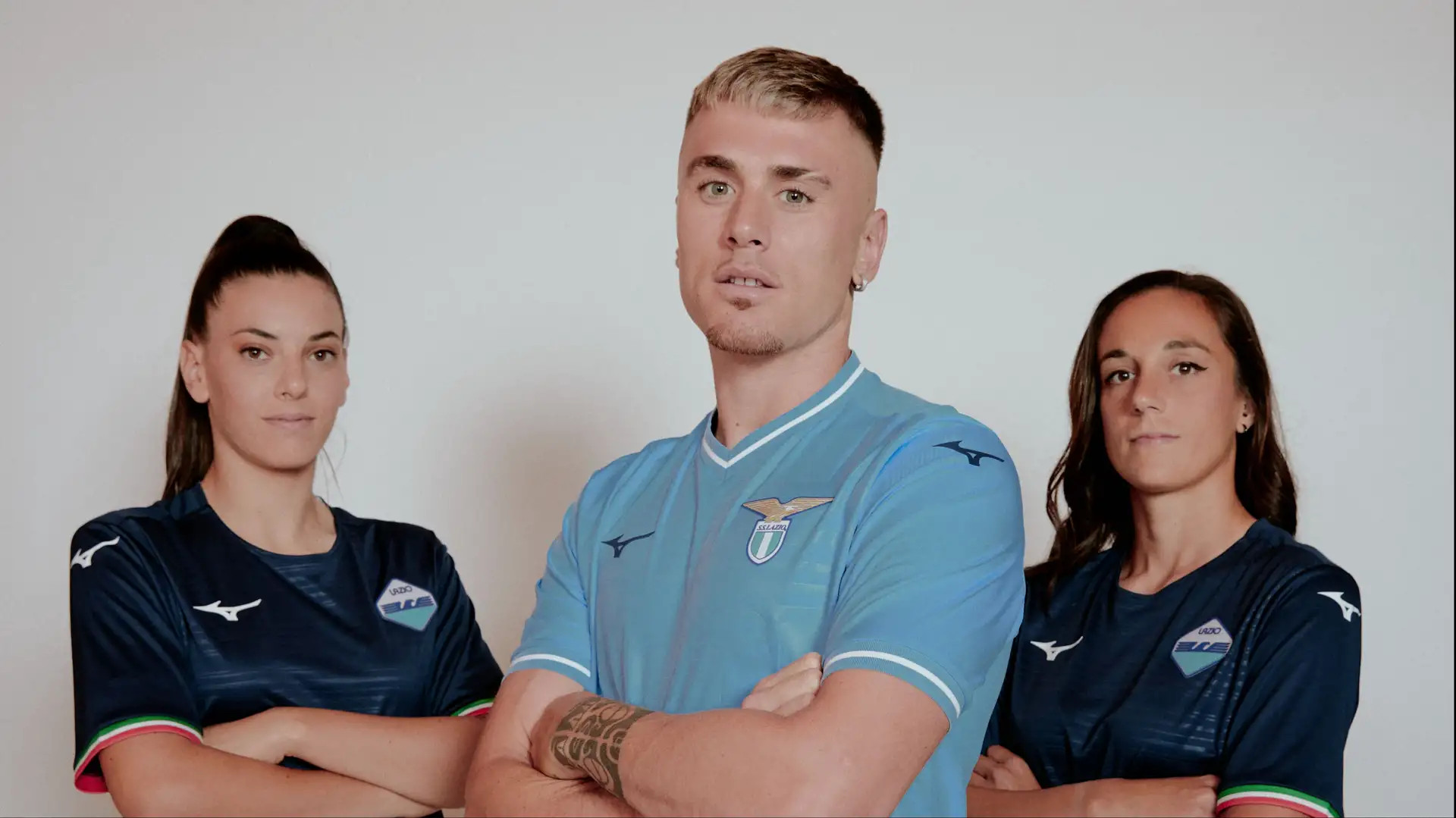 Maglie della SS Lazio 2023-2024: Mizuno celebra i 50 anni dal primo scudetto